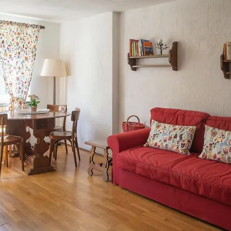 Lovely Flat In Appartamento