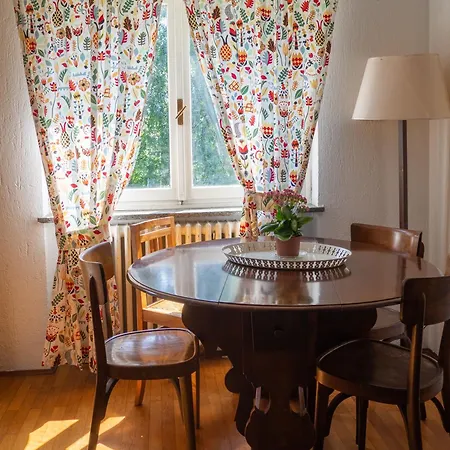 Lovely Flat In Морже