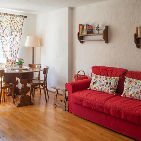 Lovely Flat In Apartamento *